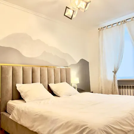 Двушка Около Академии Scandinavian Style Atyrau Exterior photo